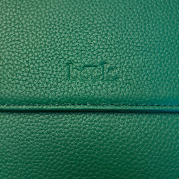 Beck Leather Tablet Case - Picture 6 of 8